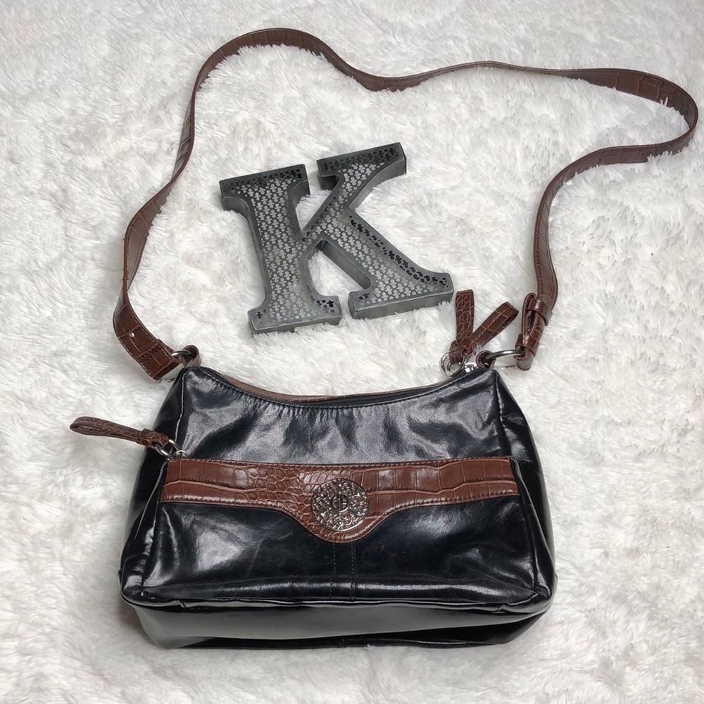 Authentic Giani Bernini leather purse